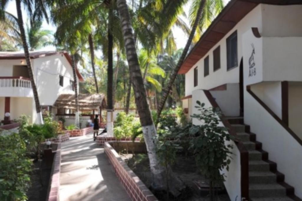 Badala Park Hotel Kotu Exterior photo