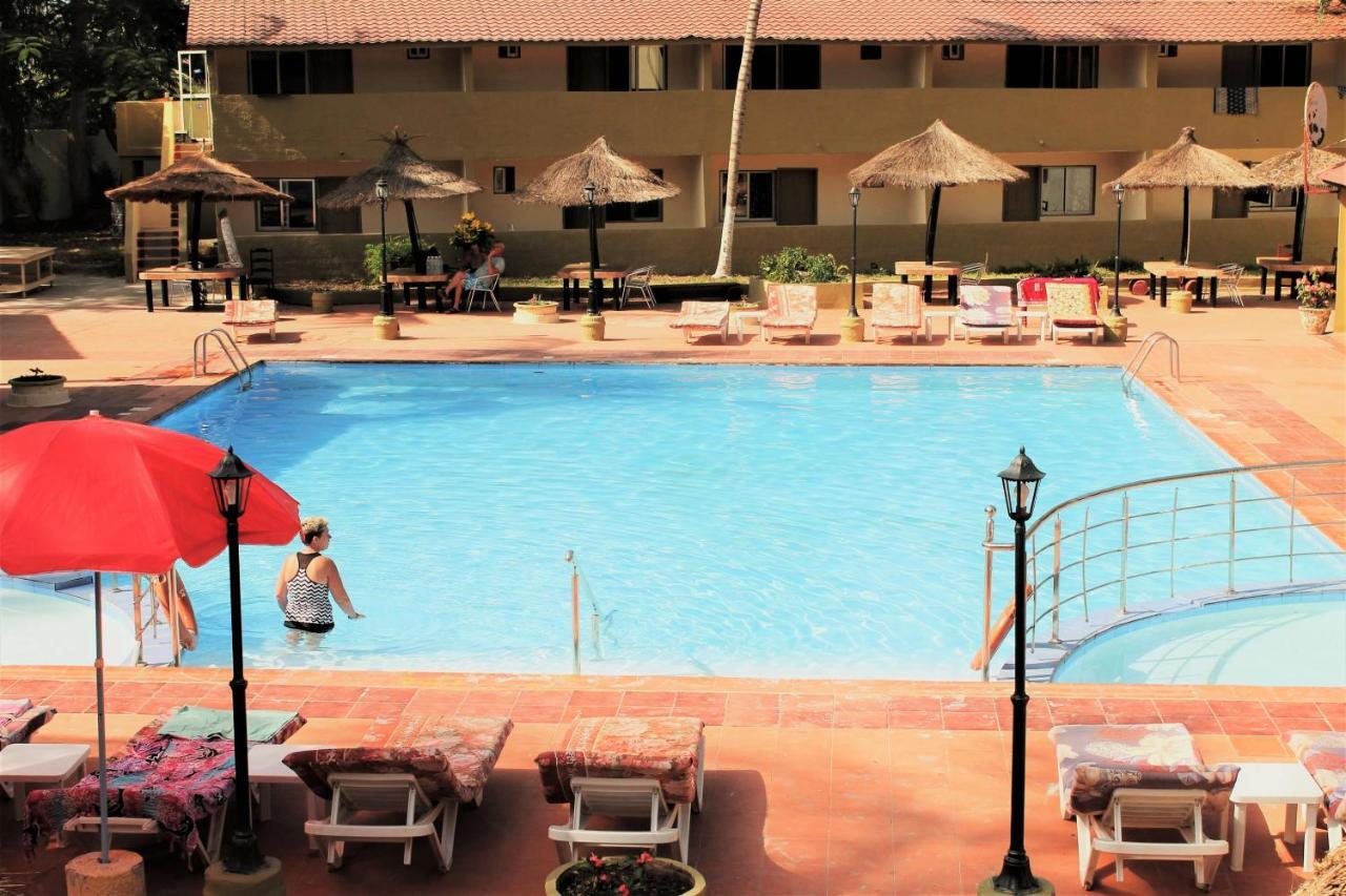 Badala Park Hotel Kotu Exterior photo